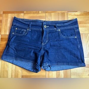 UK2LA | blue Jean shorts | size 7